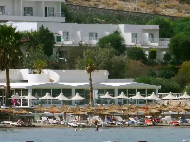 Ortakent Yahşi Plajı